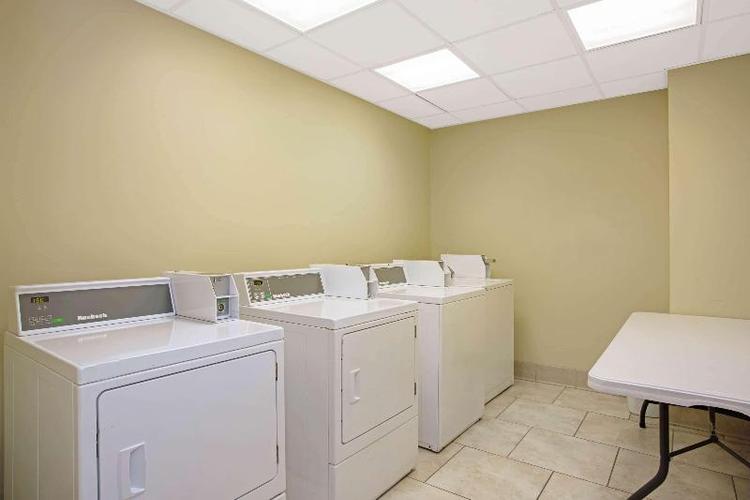 La Quinta Inn Suites By Wyndham Panama City Beach