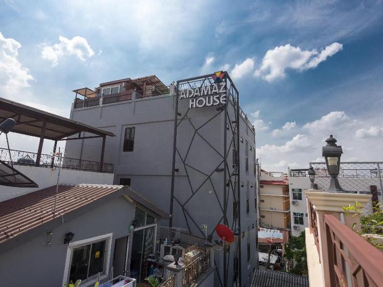 Adamaz House