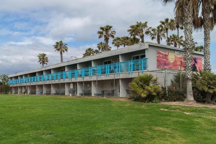 Ocean Villa Inn