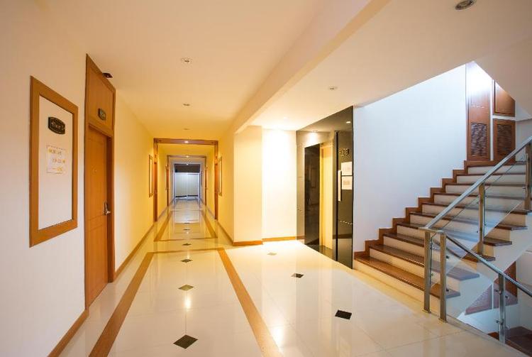 Romantic Khon Kaen Hotel