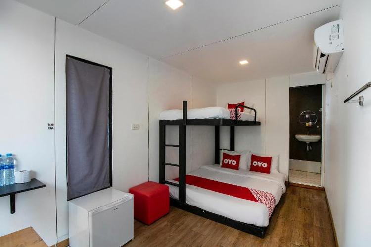 Nice Sleep Box Hotel