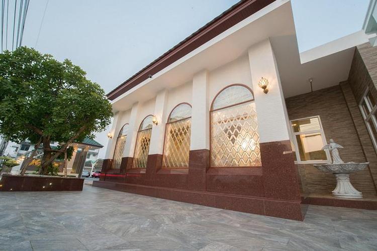 Nartsiri Residence