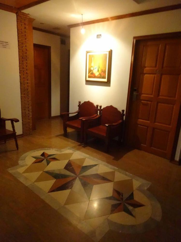 Max Hotel