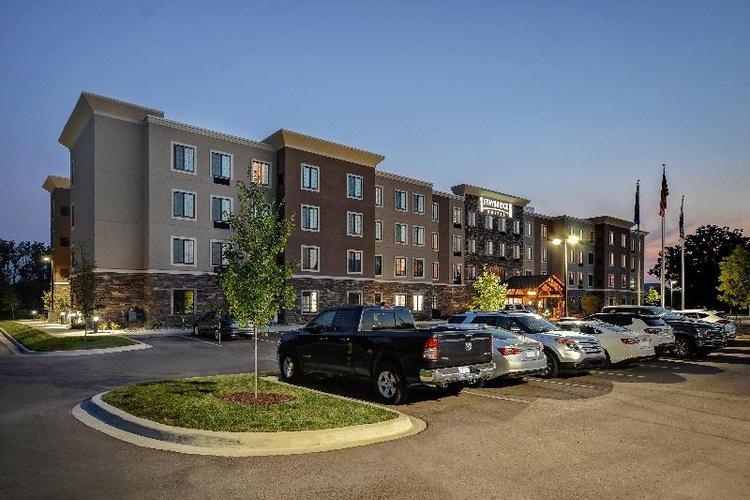 Staybridge Suites Holland