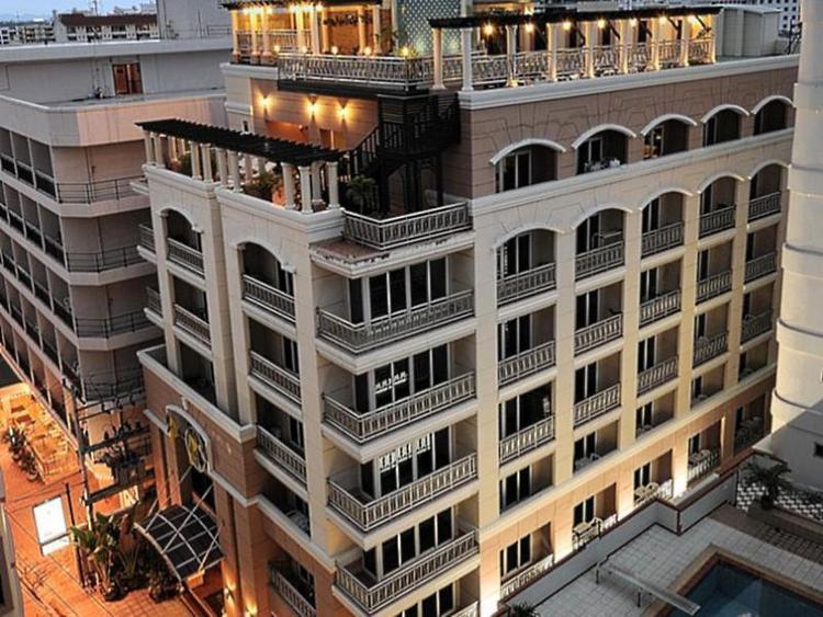 The Whitehouse Condotel