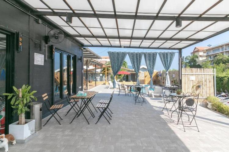 1715 House Caff Resort