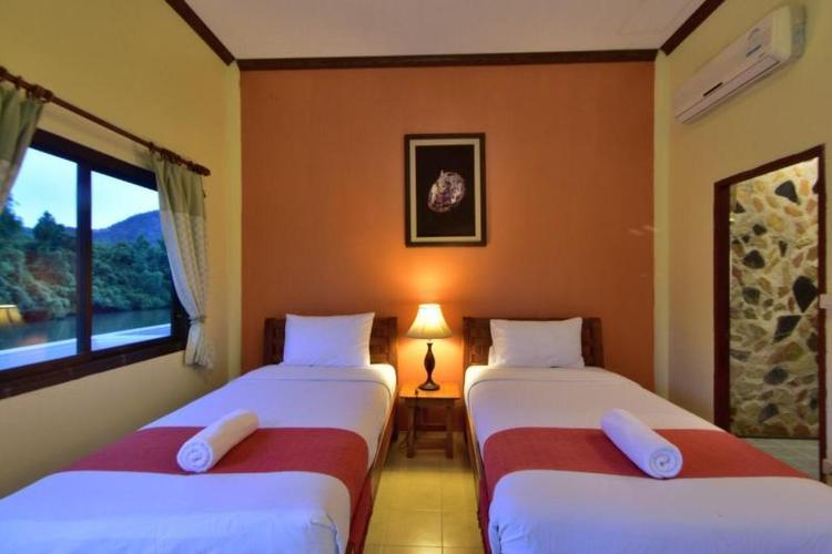 Pechmaneekan Beach Resort