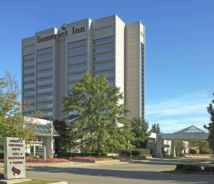 Somerset Inn