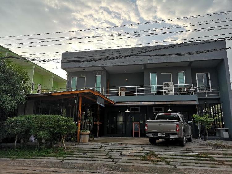 Siri Guesthouse