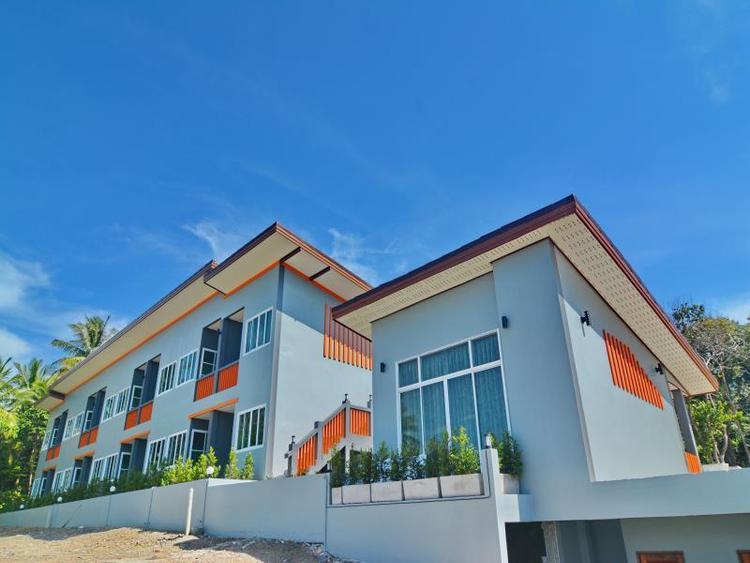 The Sea Lanta Hotel
