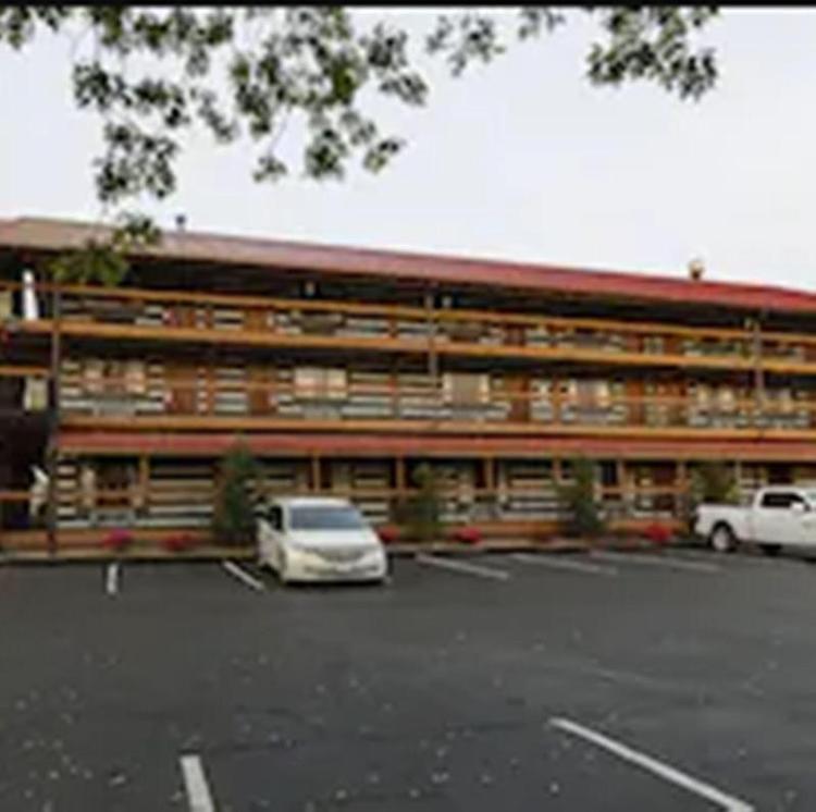 Timbers Lodge