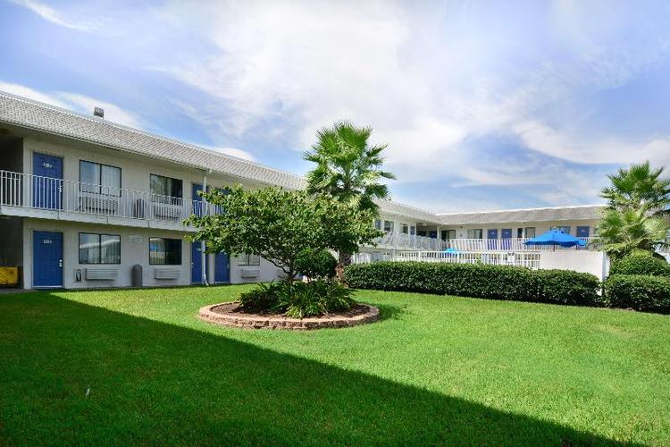 Motel 6 Galveston
