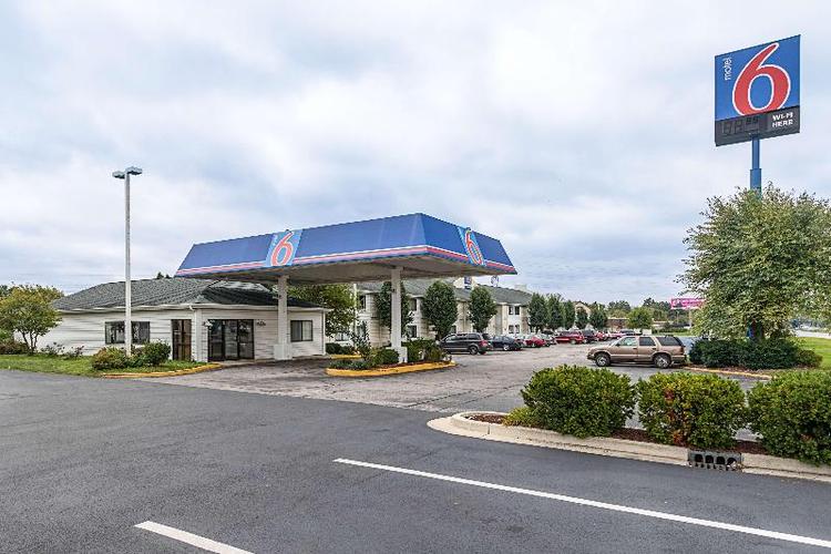 Motel 6 Kokomo In
