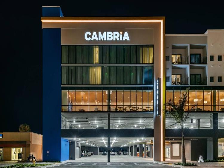 Cambria Hotel St Petersburg Madeira Beach Marina