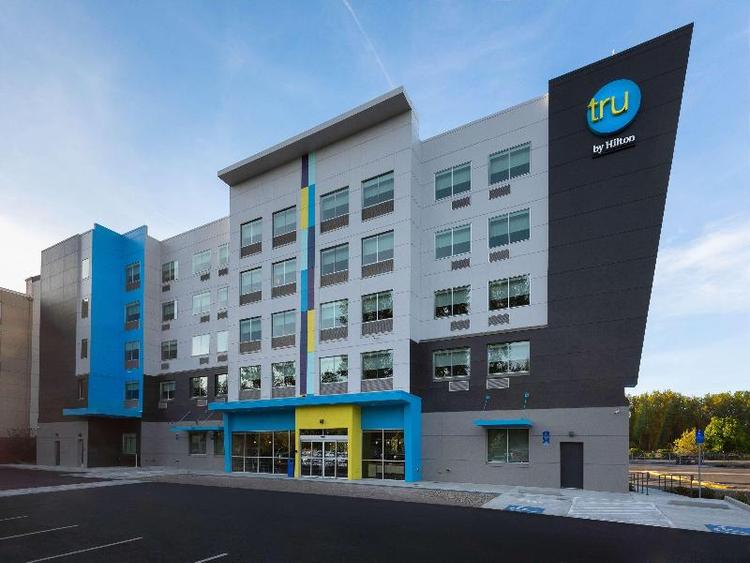 Tru By Hilton Eugene