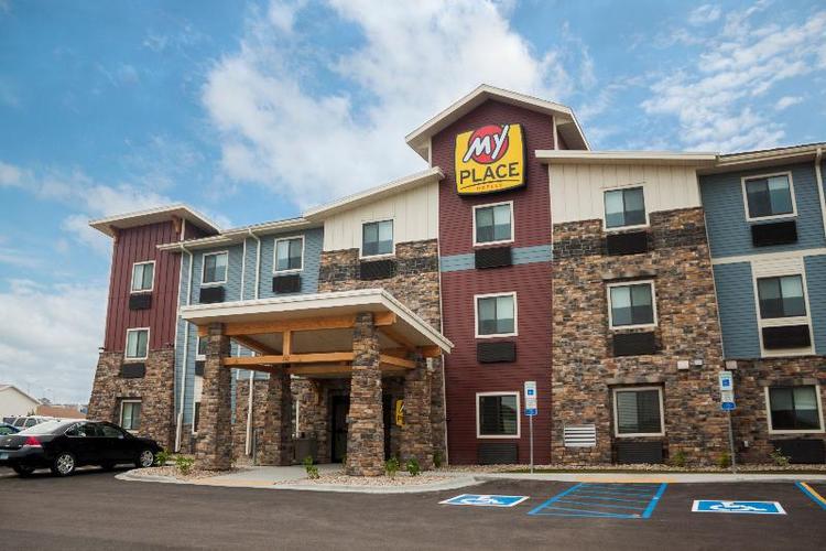 My Place Hotel - Jamestown, ND