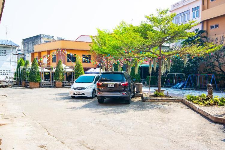 Phasuk Hotel