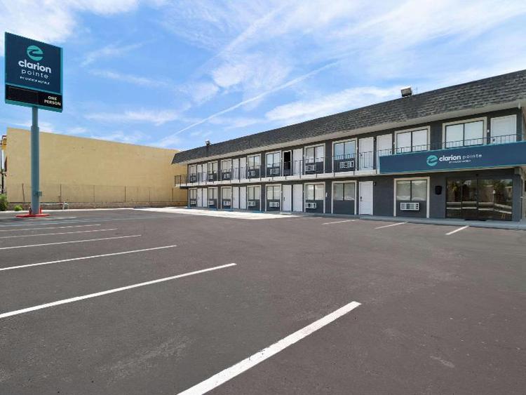 Clarion Pointe Ridgecrest near China Lake Naval St