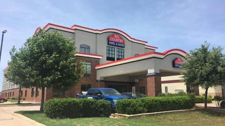 Big Country Hotel & Suites SureStay Collection BW