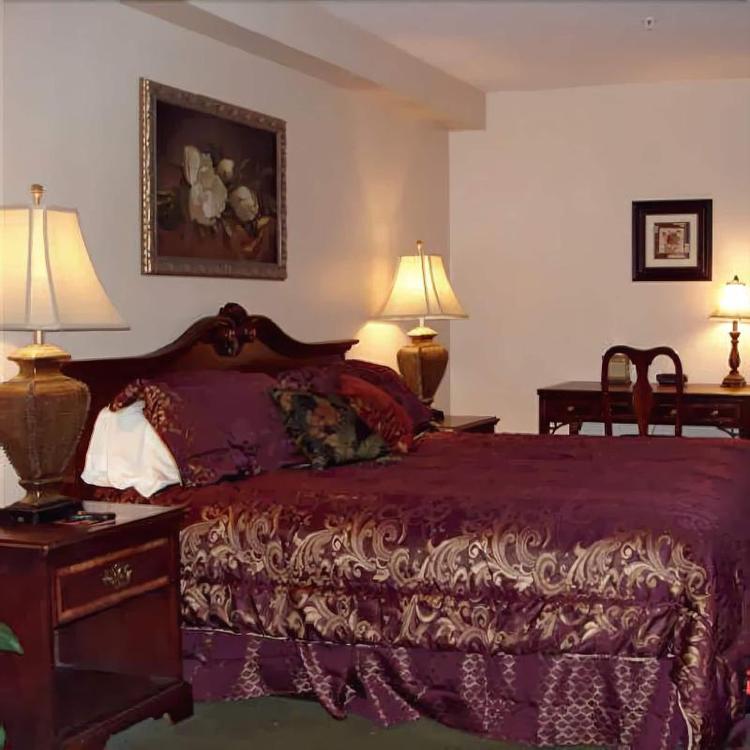 Golden Circle Inn