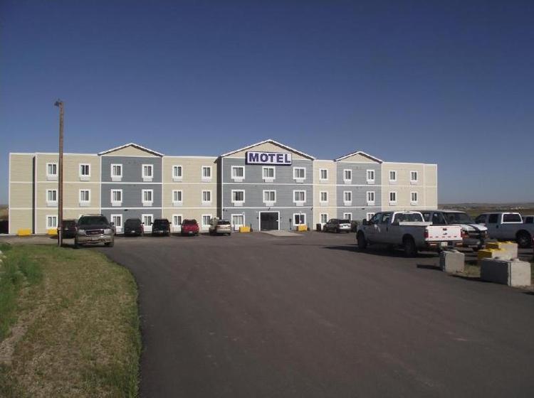 Ramada by Wyndham Williston
