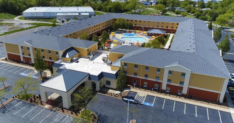 Cedar Point S Express Hotel