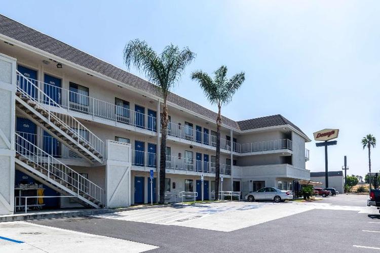 Motel 6 Anaheim Fullerton East