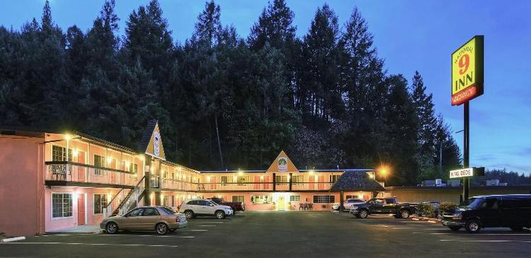 National 9 Inn Placerville