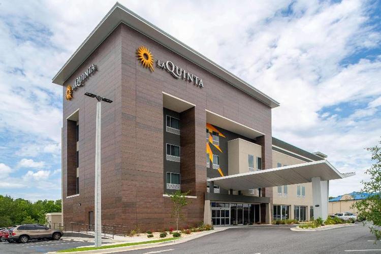 La Quinta Inn Suites By Wyndham Tifton