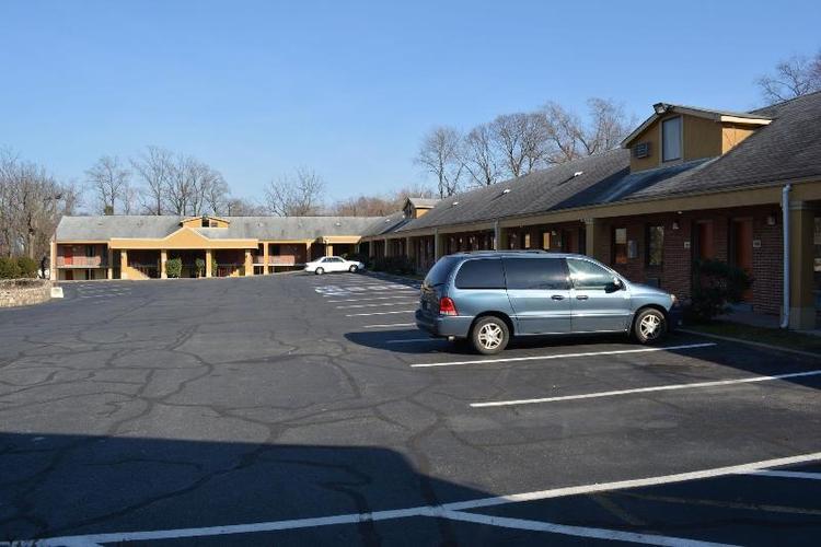 Budget Inn-Falls Church