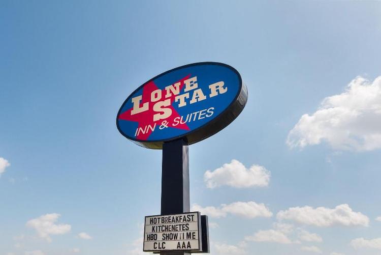 Lone Star Inn & Suites
