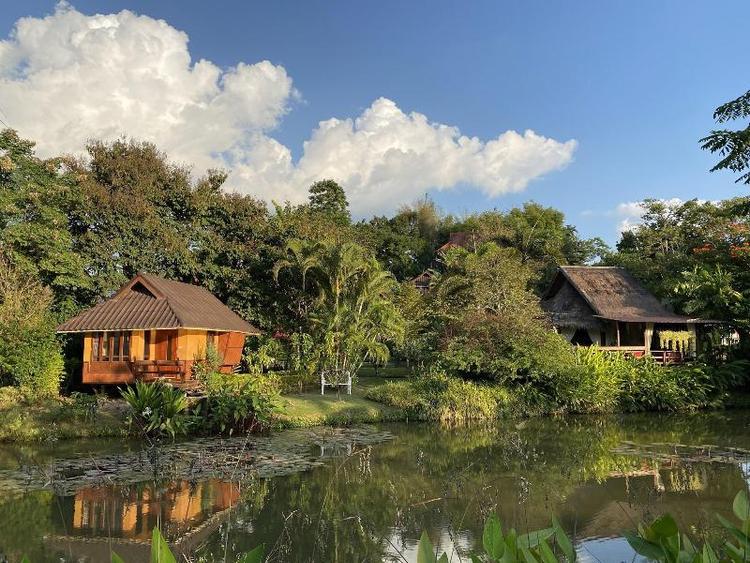 Puravida Pai Resort