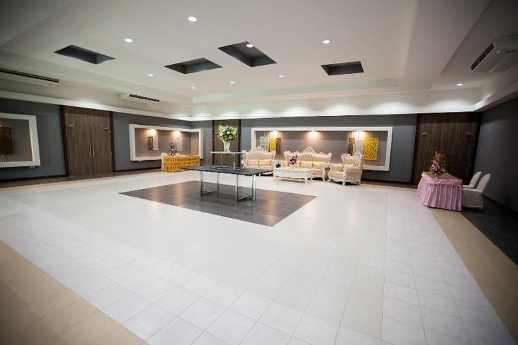 Maihom Villa