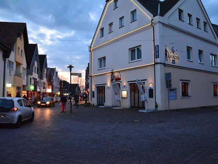 Amadis Hotel