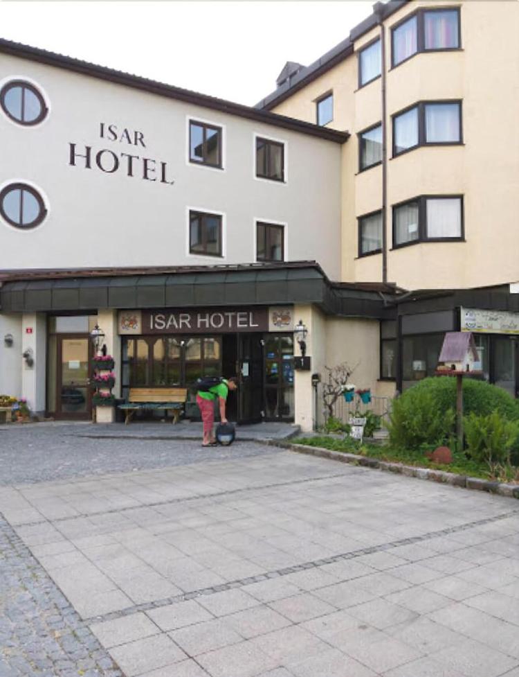 Isar Hotel