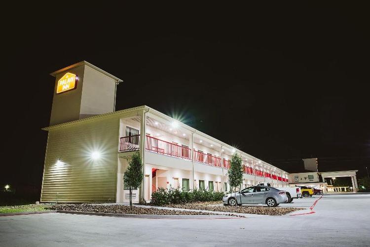 Palace Inn 290 & Jones Rd