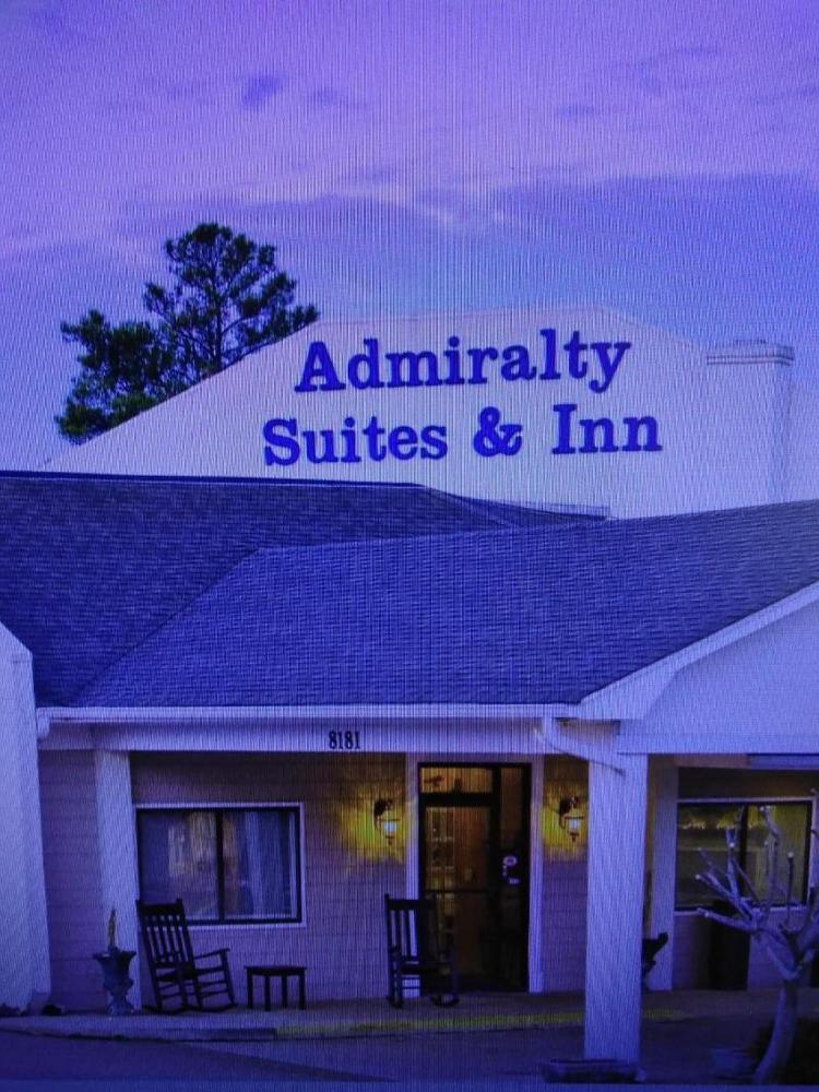 Admiralty Suites & Inn