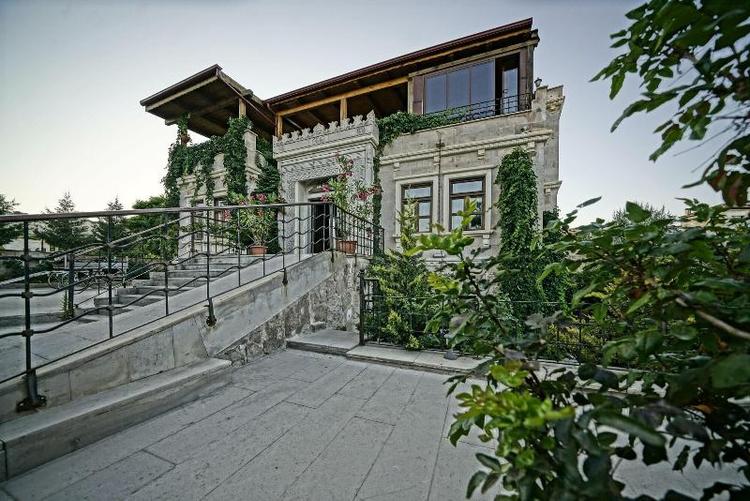 Alaturca House