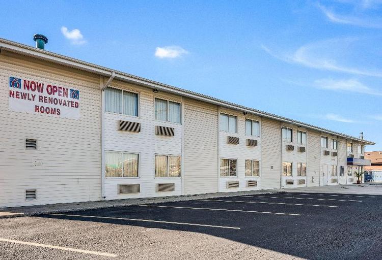 Motel 6 Fort Wayne, IN