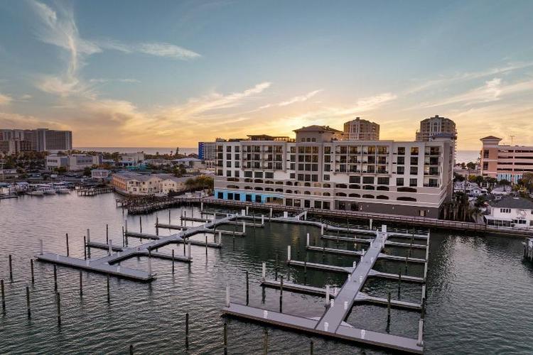 Courtyard Clearwater Beach