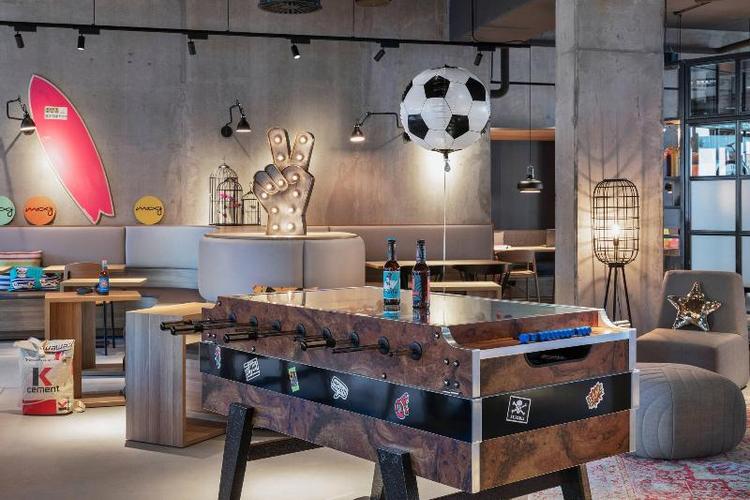 Moxy Hamburg City