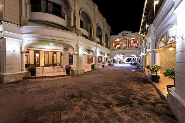 Erawan Hotel
