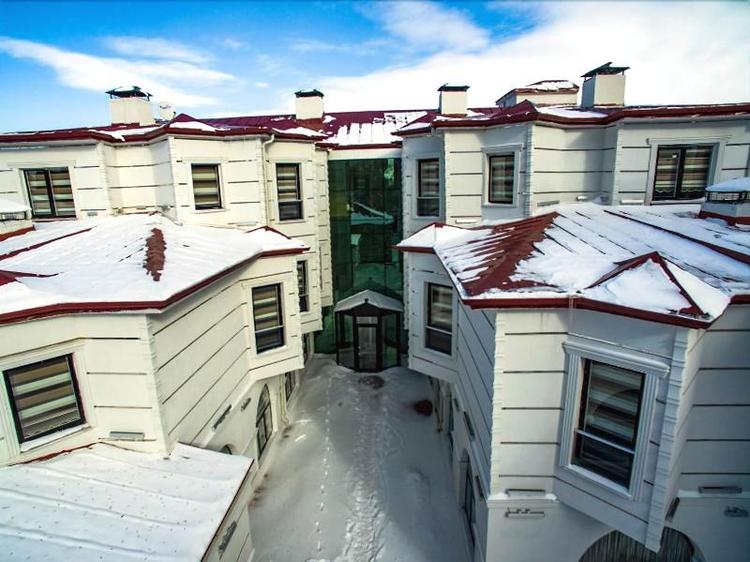 Kars-i Sirin Hotel
