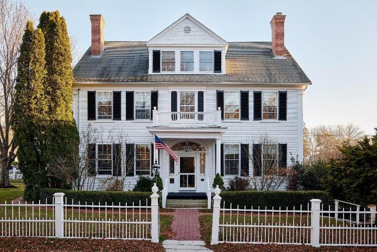 Captain Lord Mansion