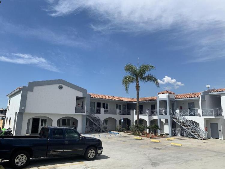 Crescent Inn