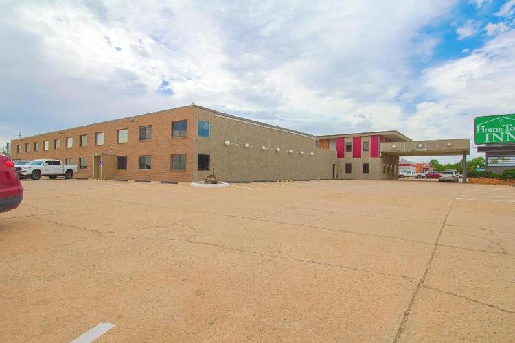 HomeTown Inn By OYO - Liberal, KS