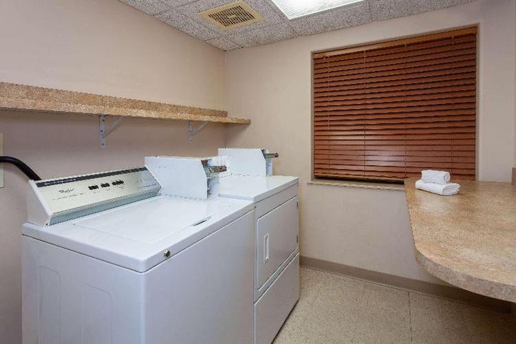 AmericInn by Wyndham Peoria