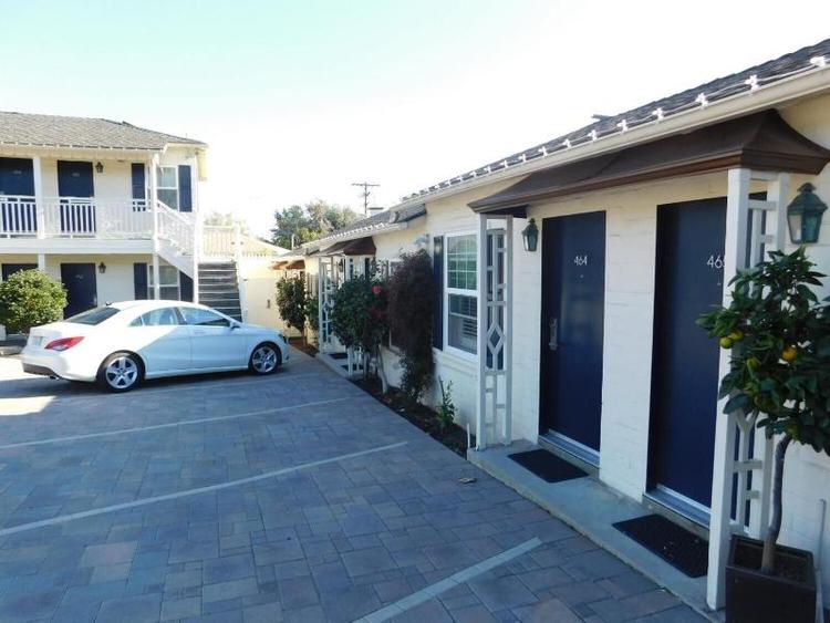 Le Petit Pali Brentwood