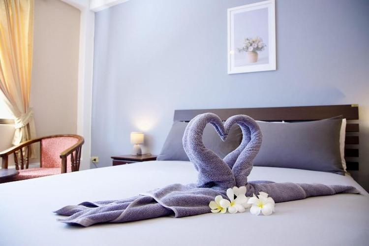 Golden Guesthouse