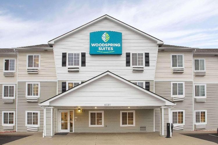 Woodspring Suites Cincinnati Fairfield